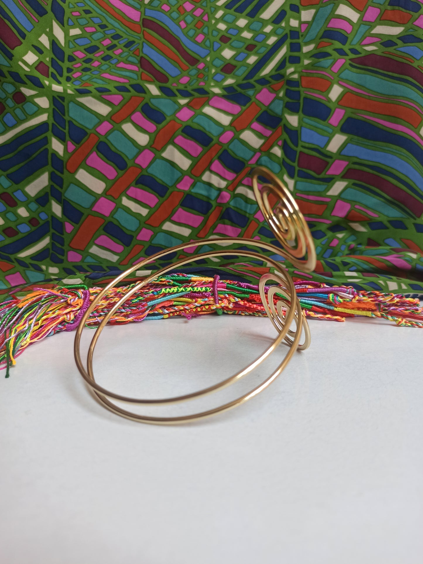 Golden swirls arm bracelet