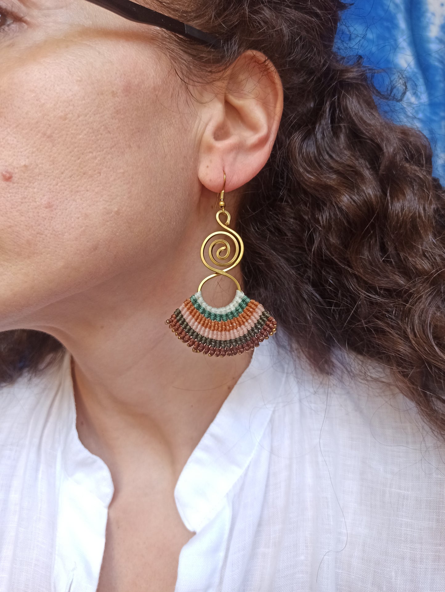 Golden macramé earrings