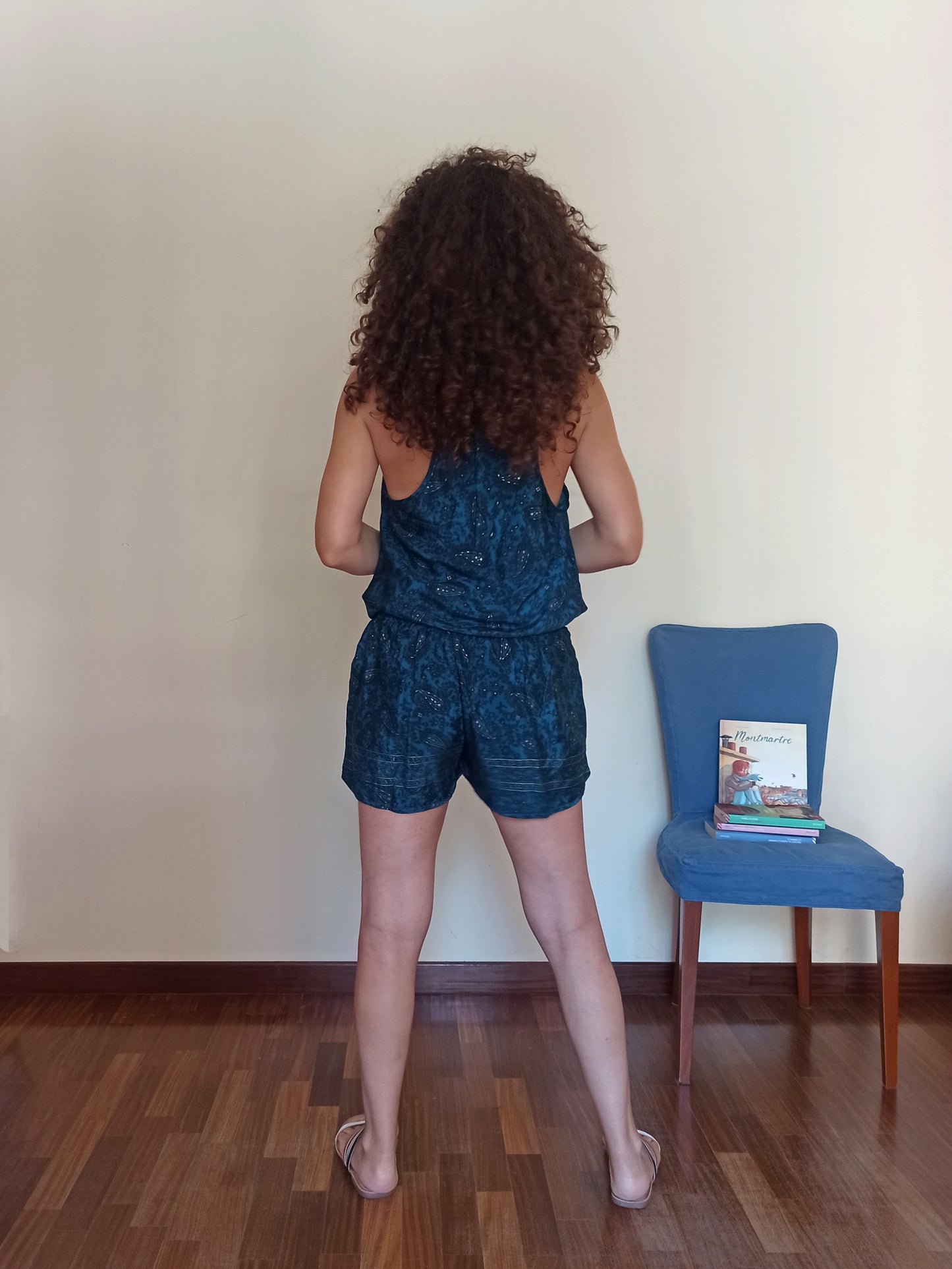 Tracksuit Size L A153