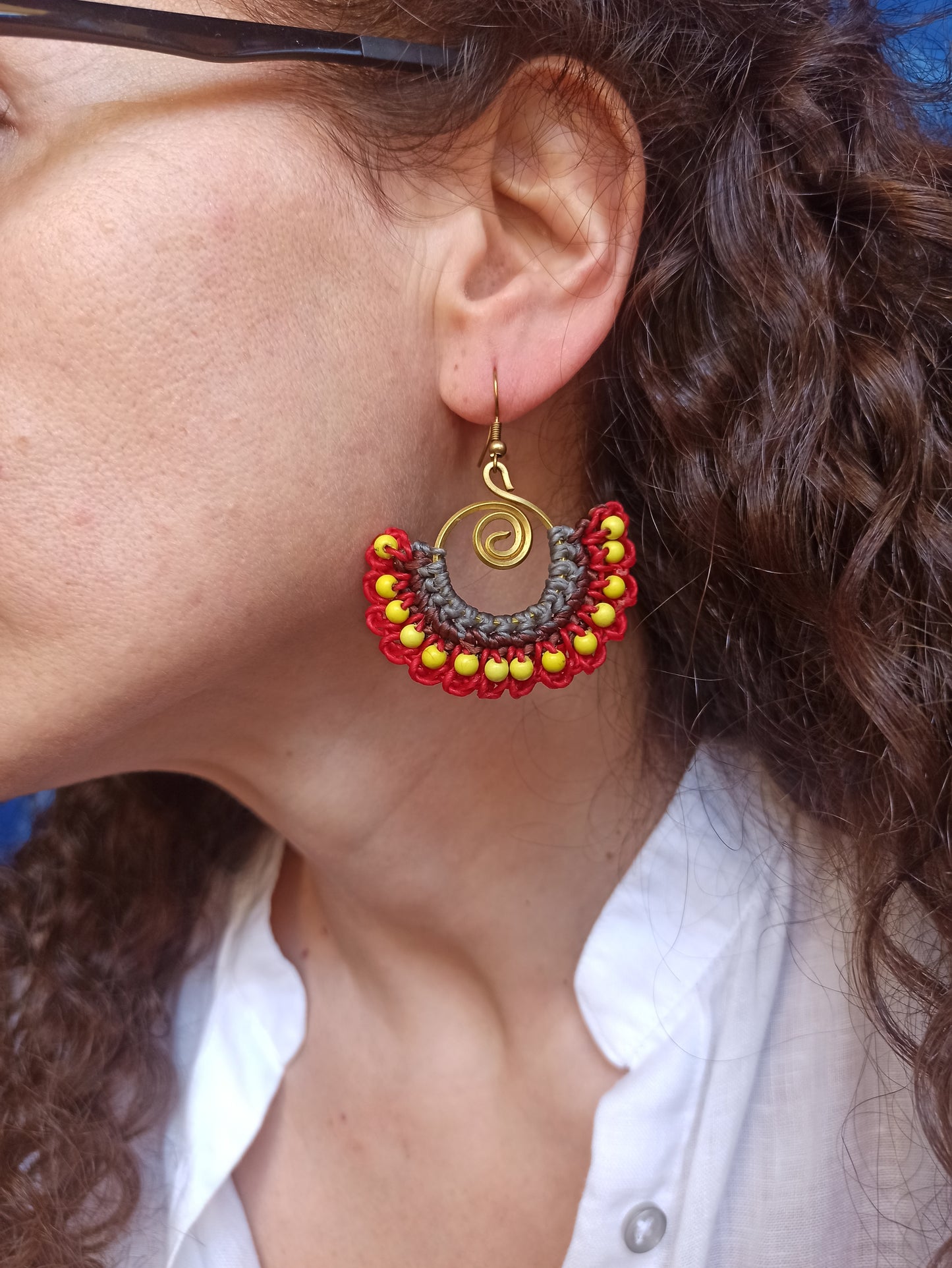 Golden macramé earrings