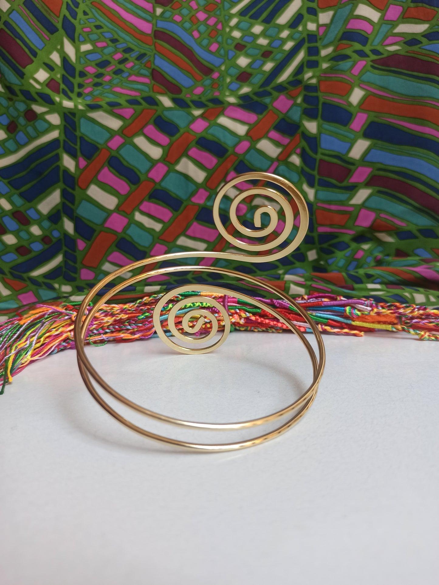 Golden swirls arm bracelet