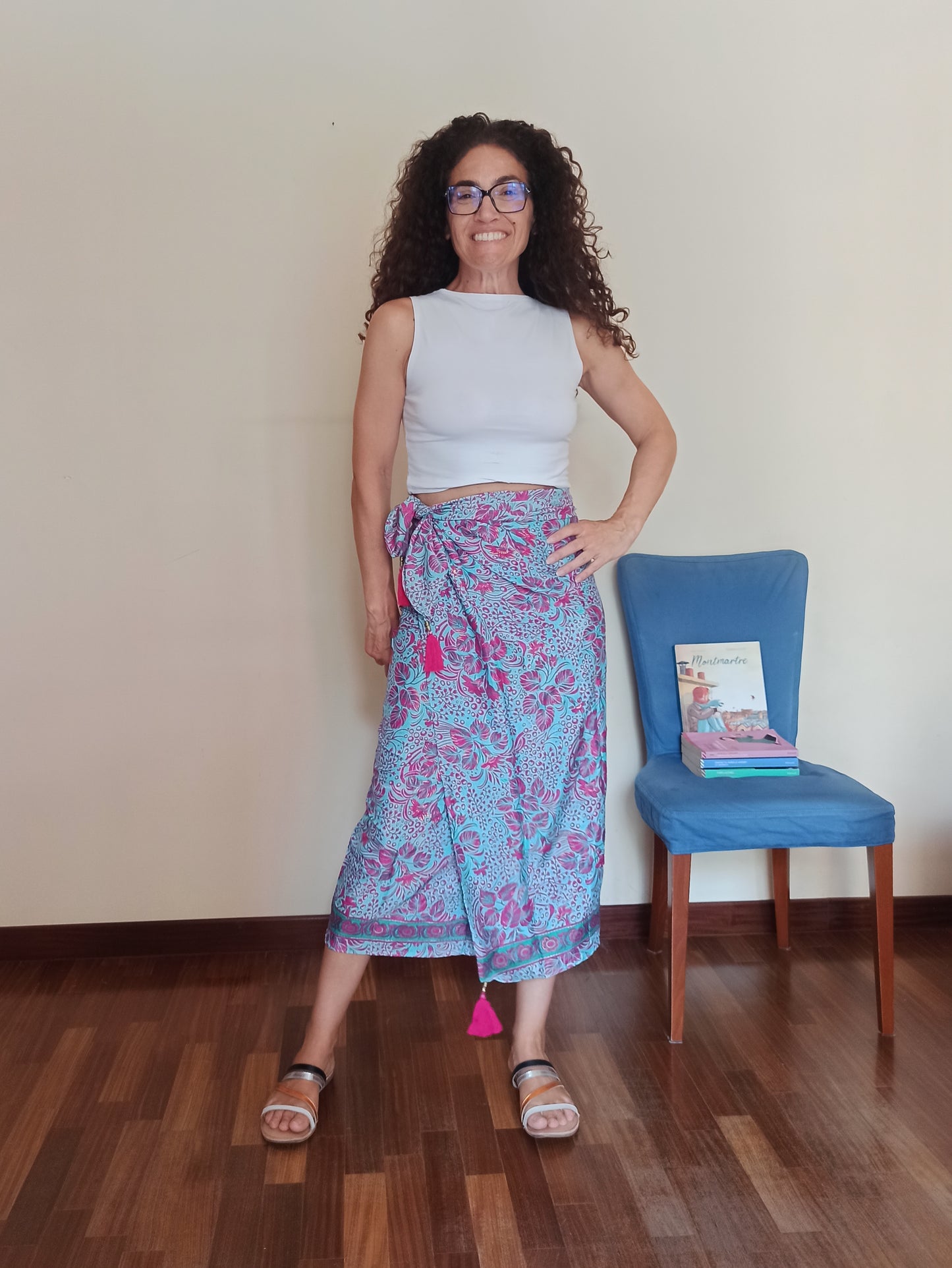 Light blue and fuchsia pareo A103