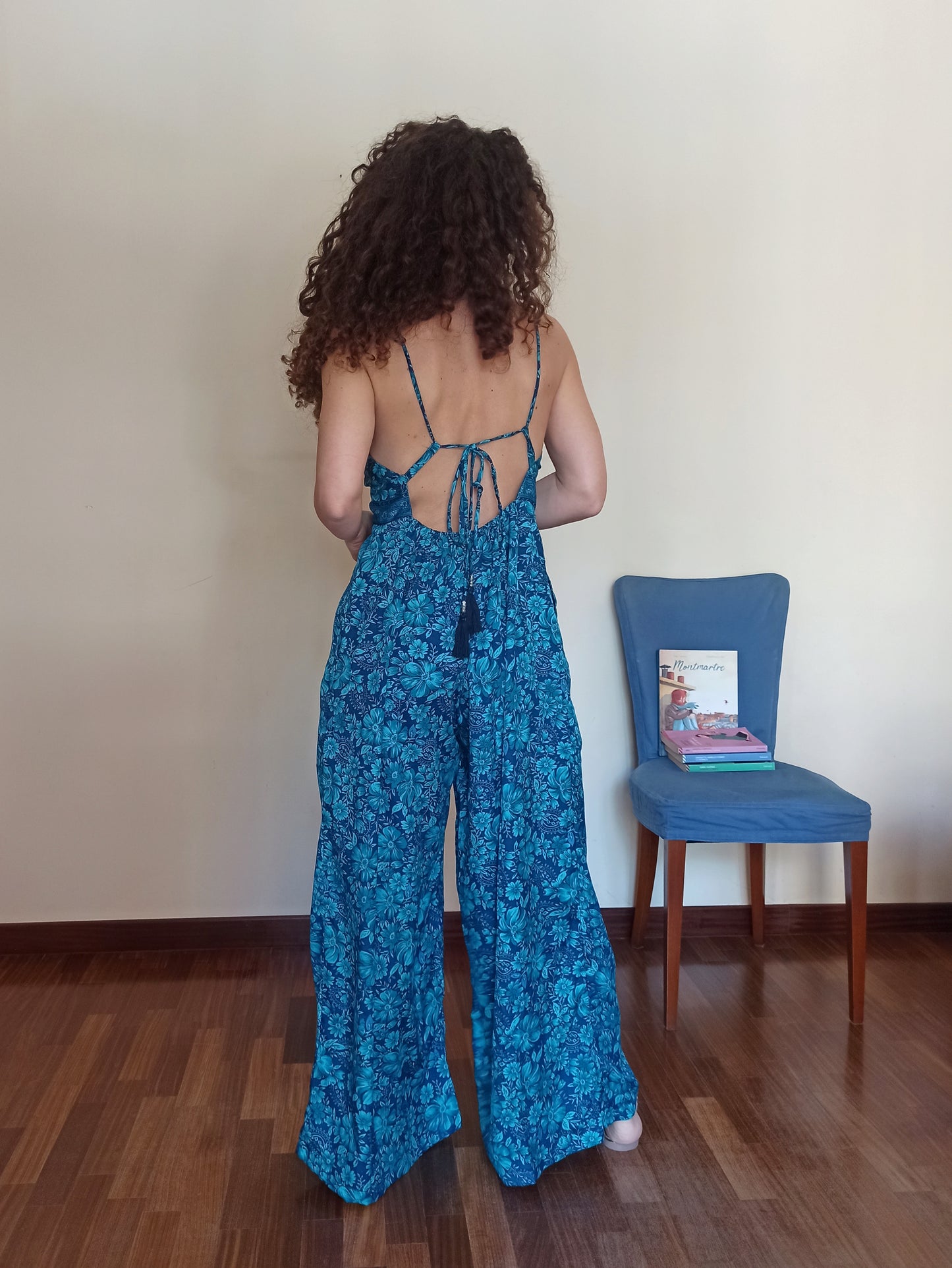 One size A63 tracksuit