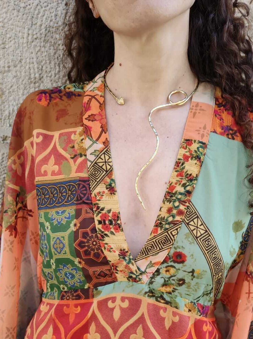 Rigid golden snake necklace