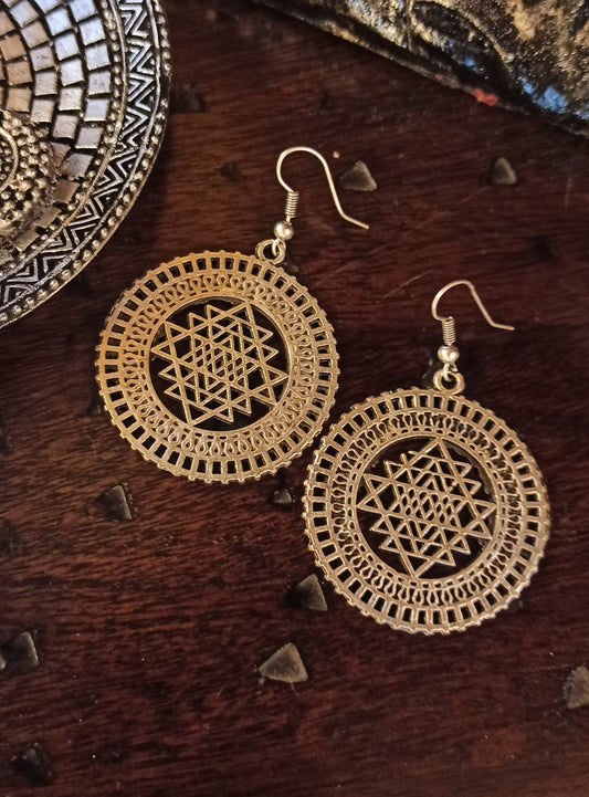 Geometry circle earrings