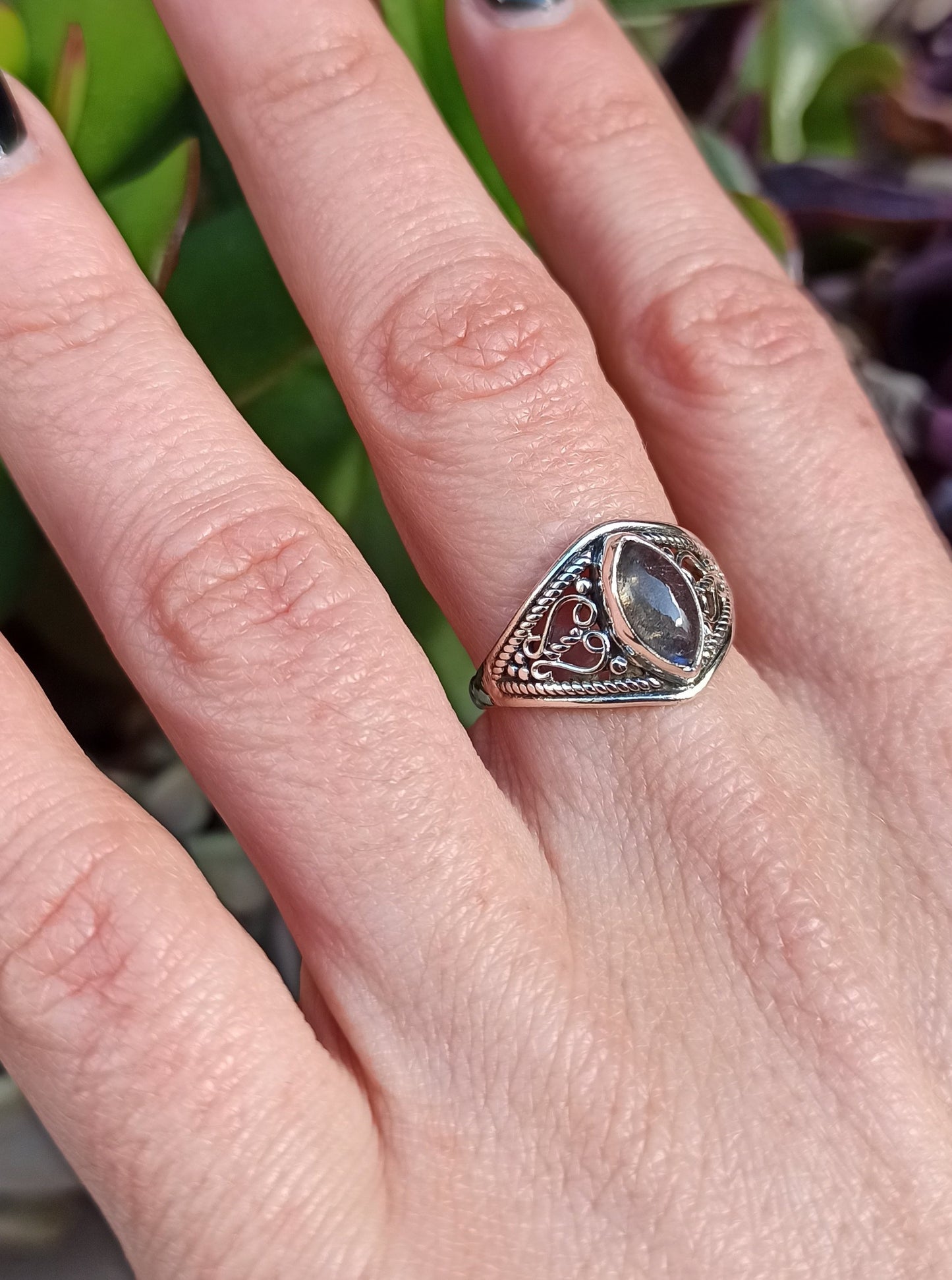 Oval labradorite band ring