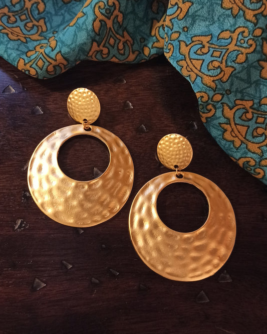 Circle earrings