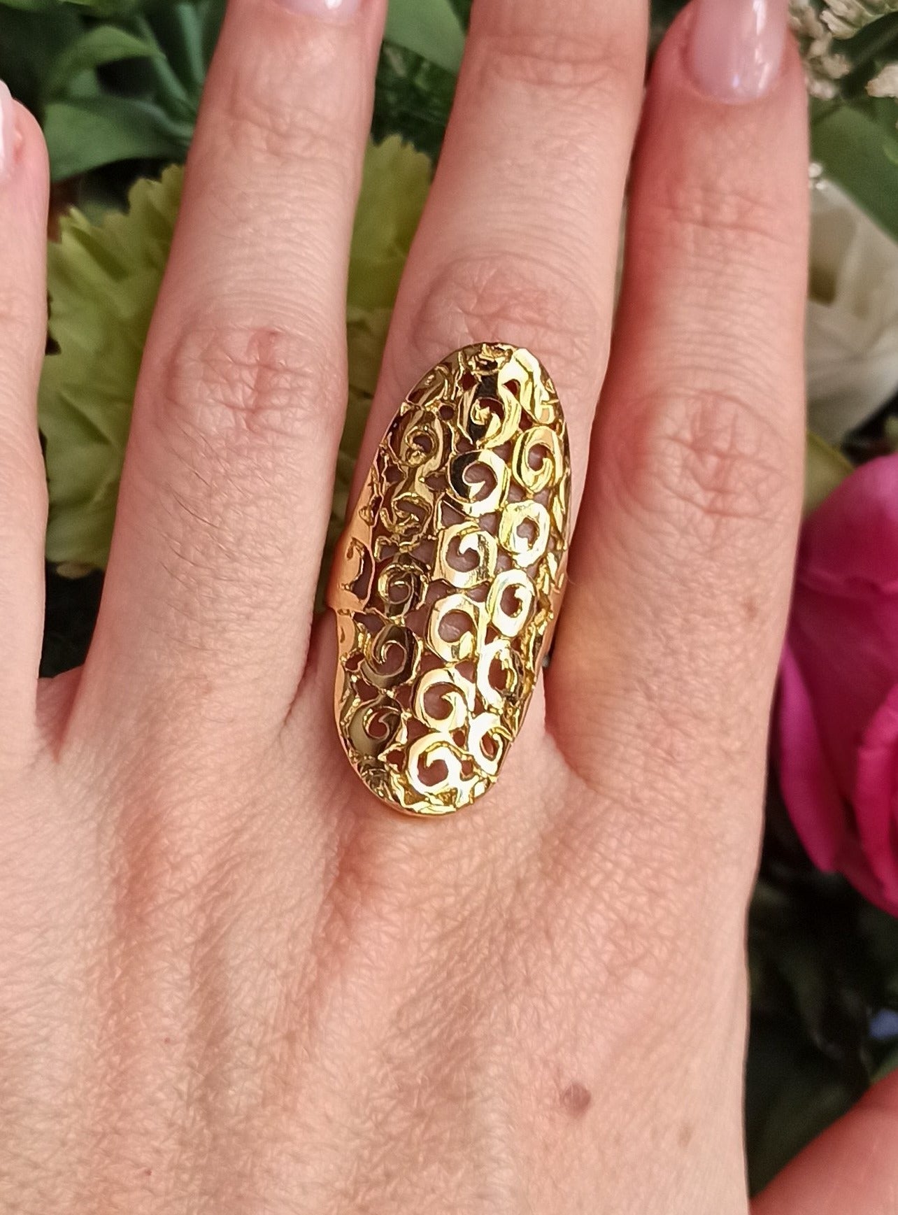 Openwork oval boho ring