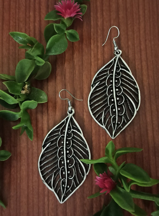 Pierced leaf earrings