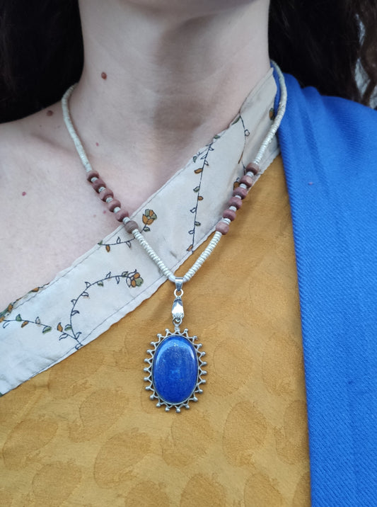 Vintage 70s necklace with hard lapis lazuli stone