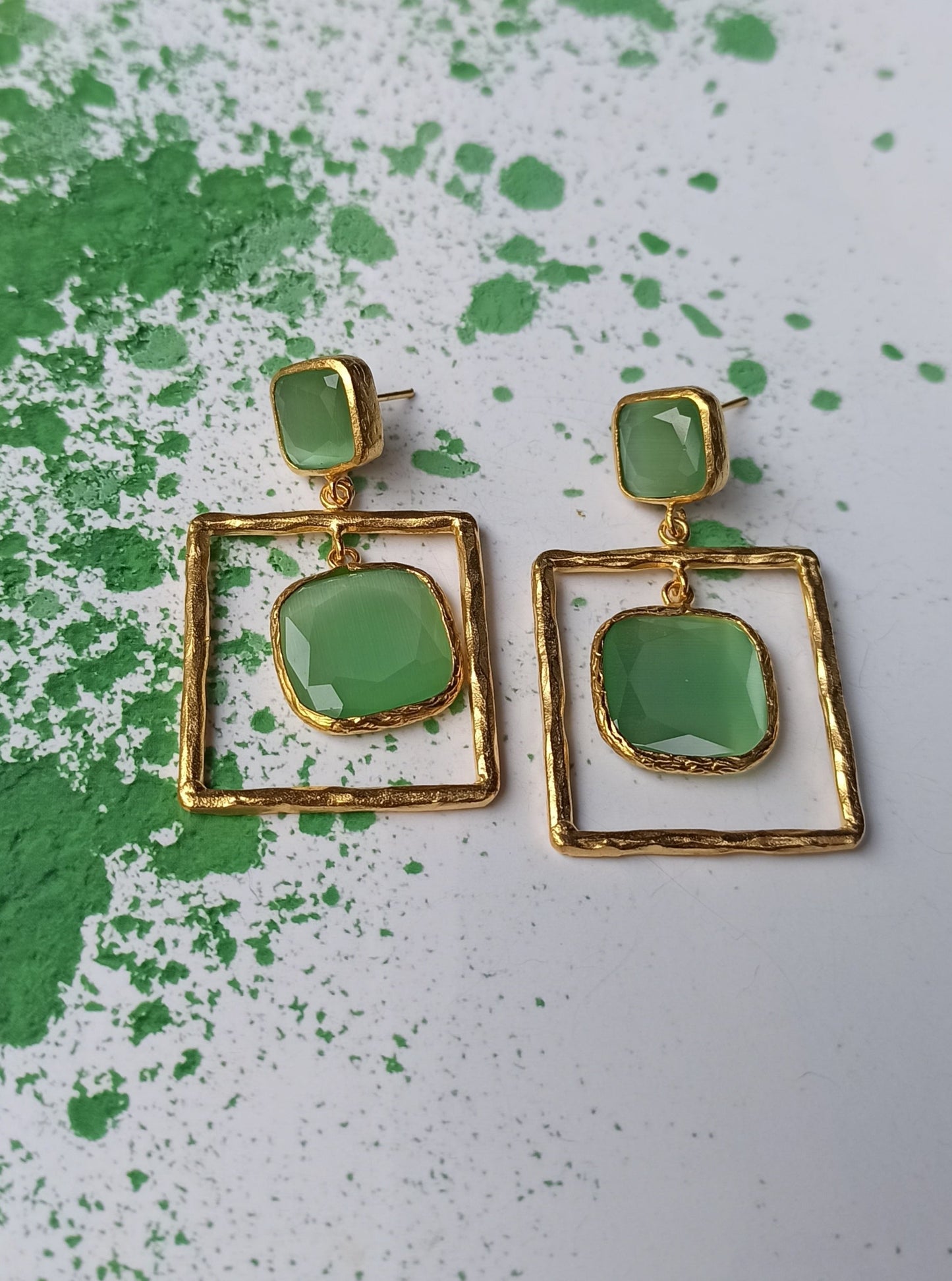 Light green square earrings