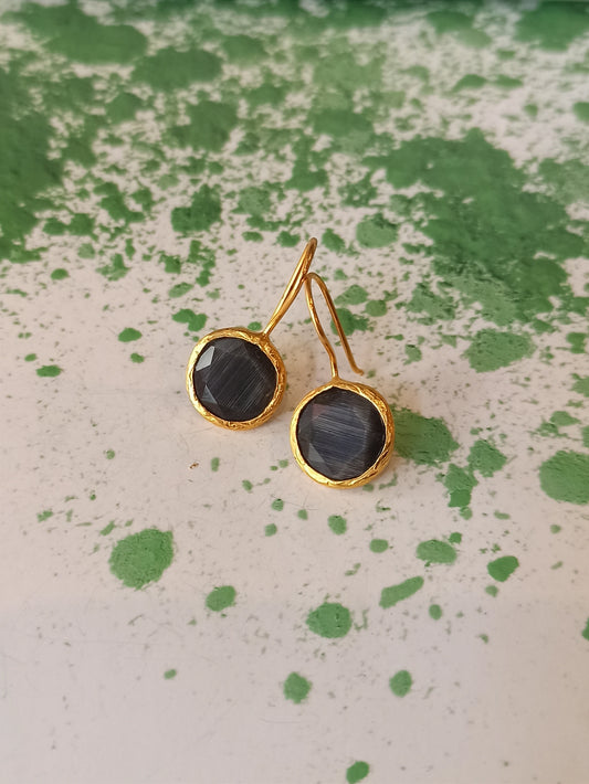 Small round black stone earrings