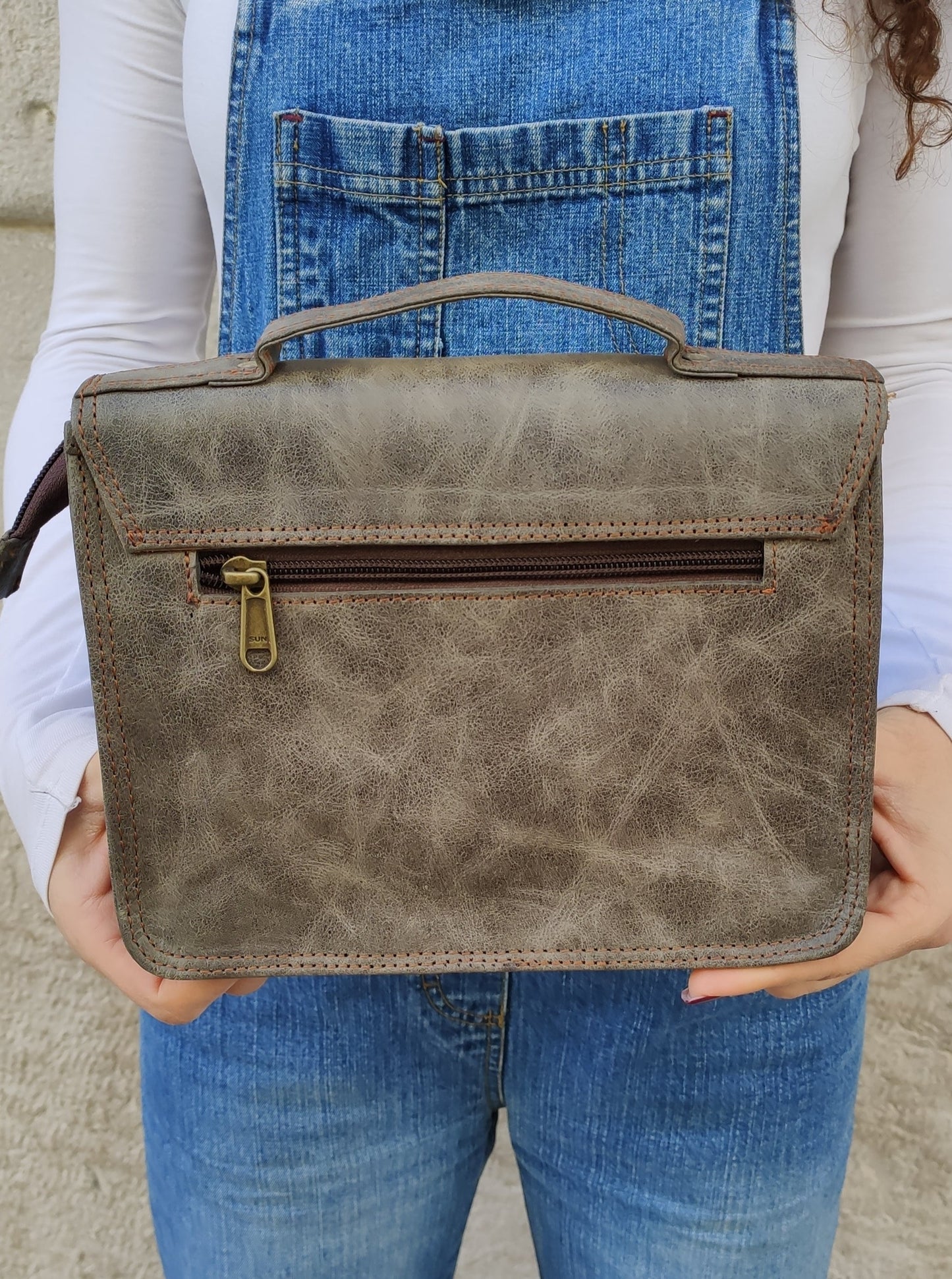 Small gray leather shoulder bag