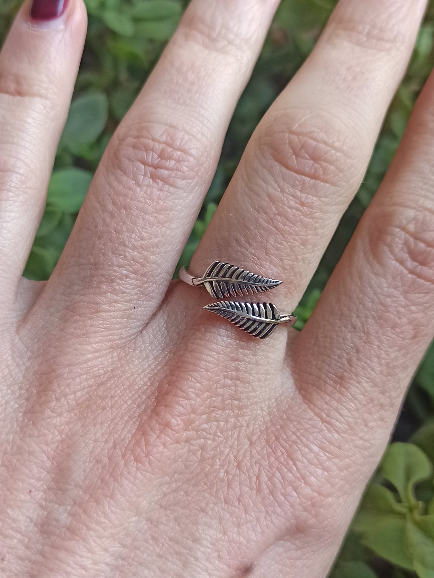 Boho silver double feather ring