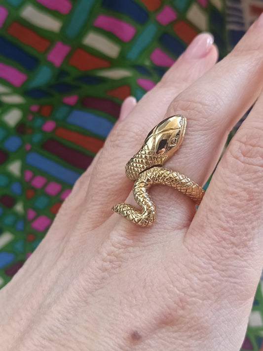 Goldener Schlangen-Boho-Ring mit gekräuseltem Schwanz
