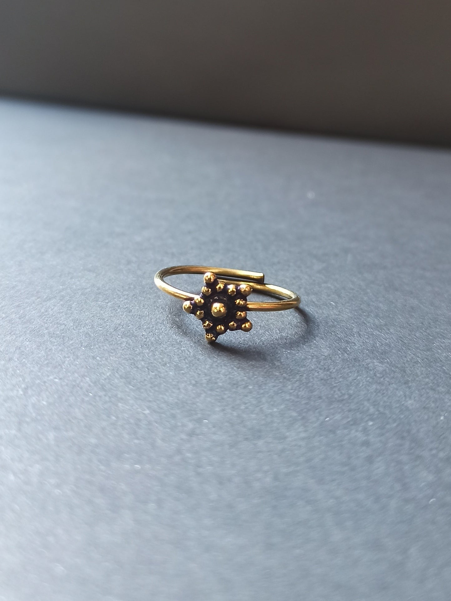 Boho mini golden flower ring