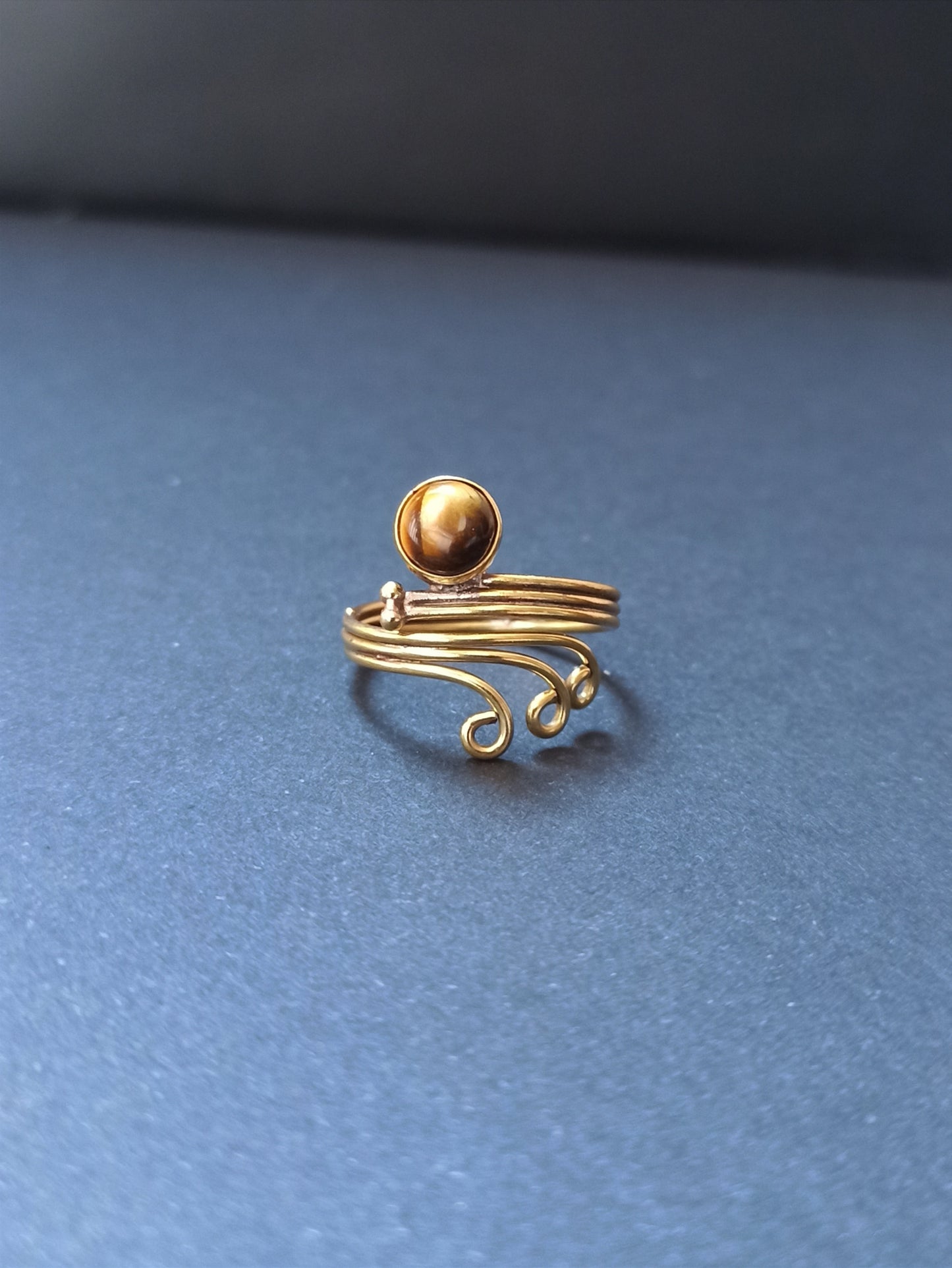 Golden boho curls ring