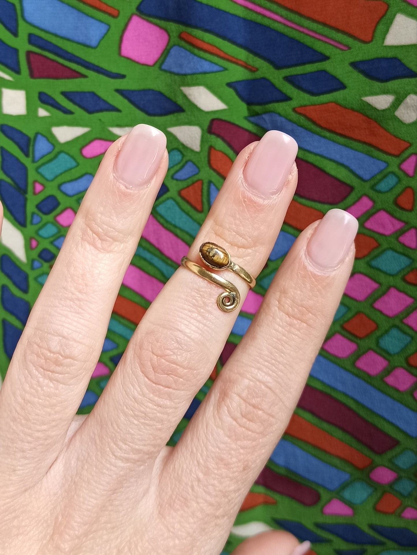 Comma golden boho ring