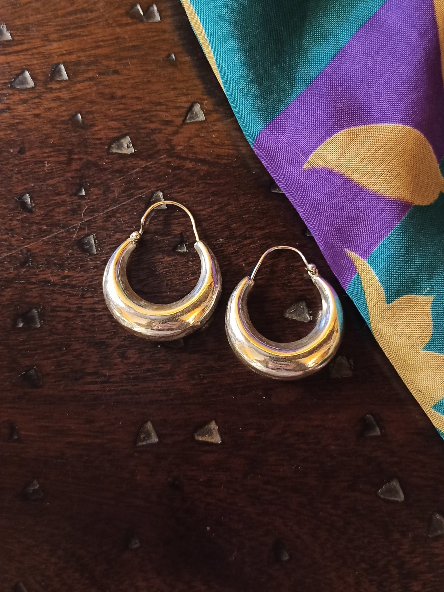 Boho earrings with small rounded silver circles