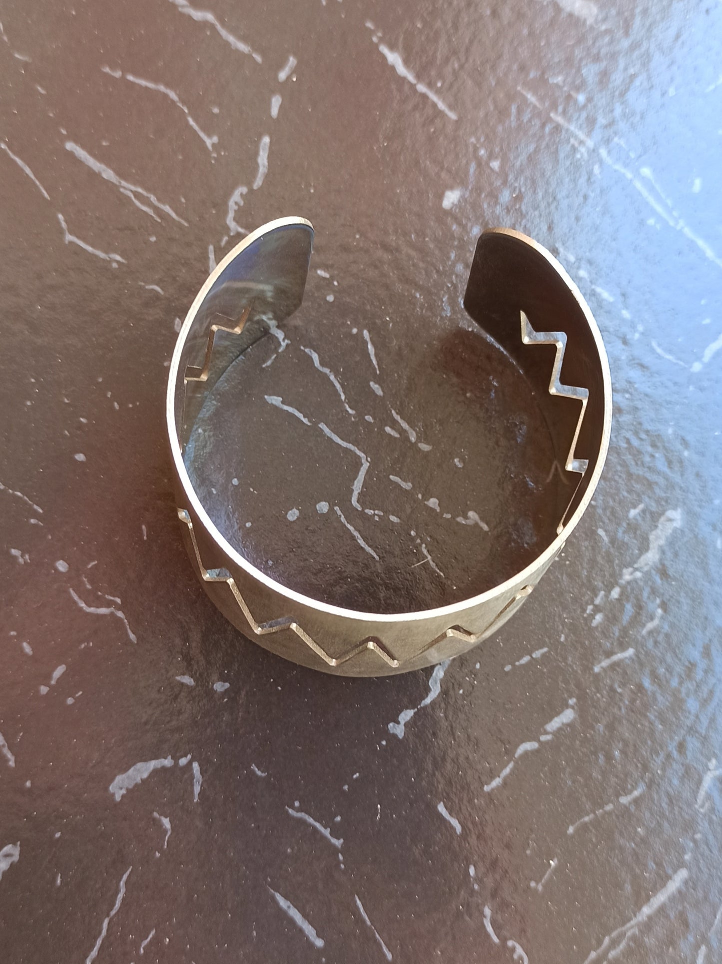 Silver bangle bracelet with tips