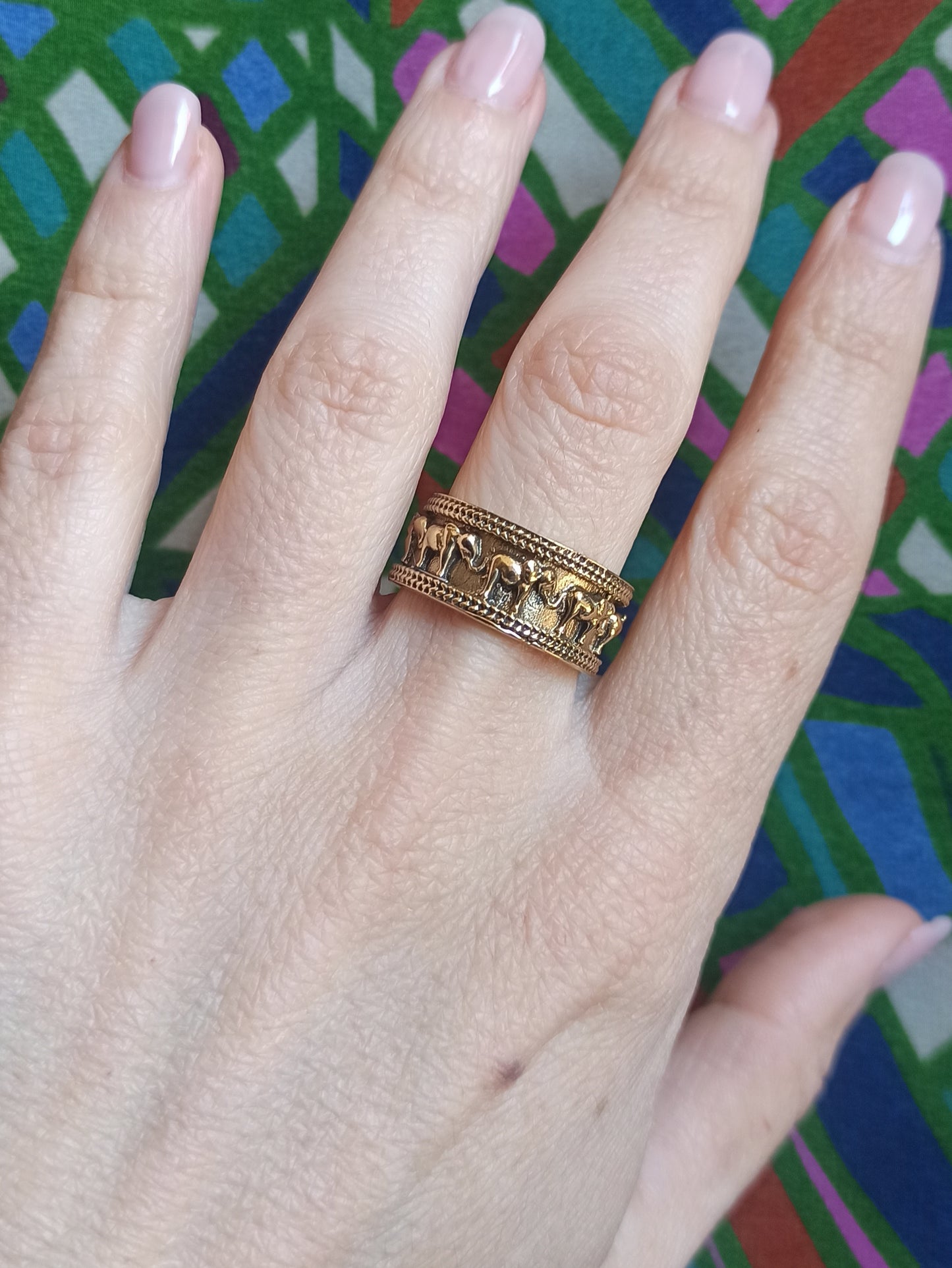 Boho goldener Elefantenbandring