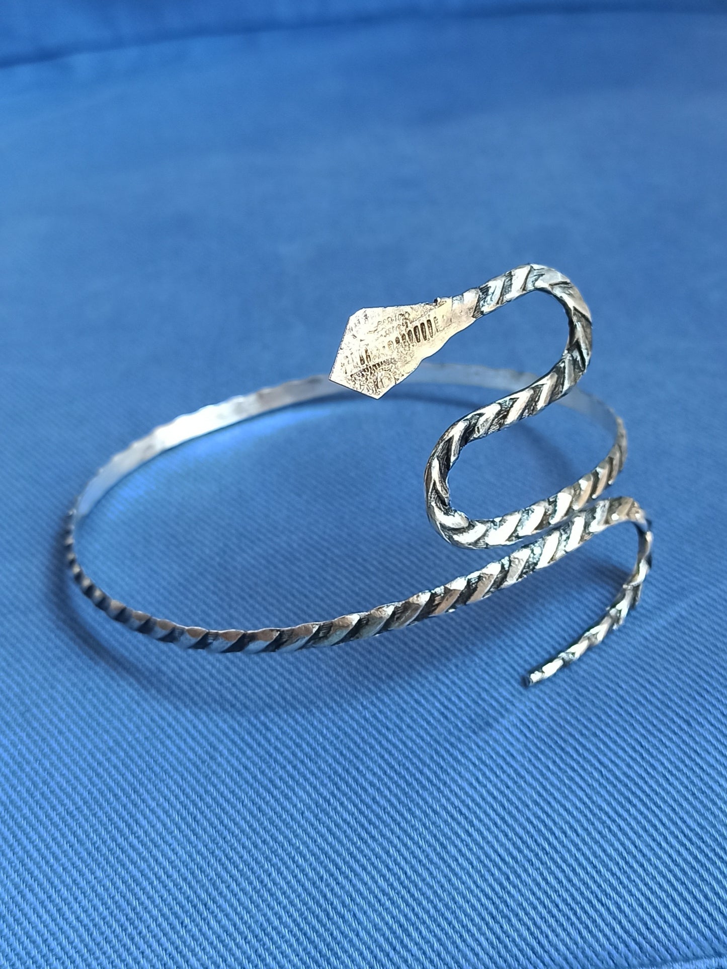 Silver striped snake arm bracelet