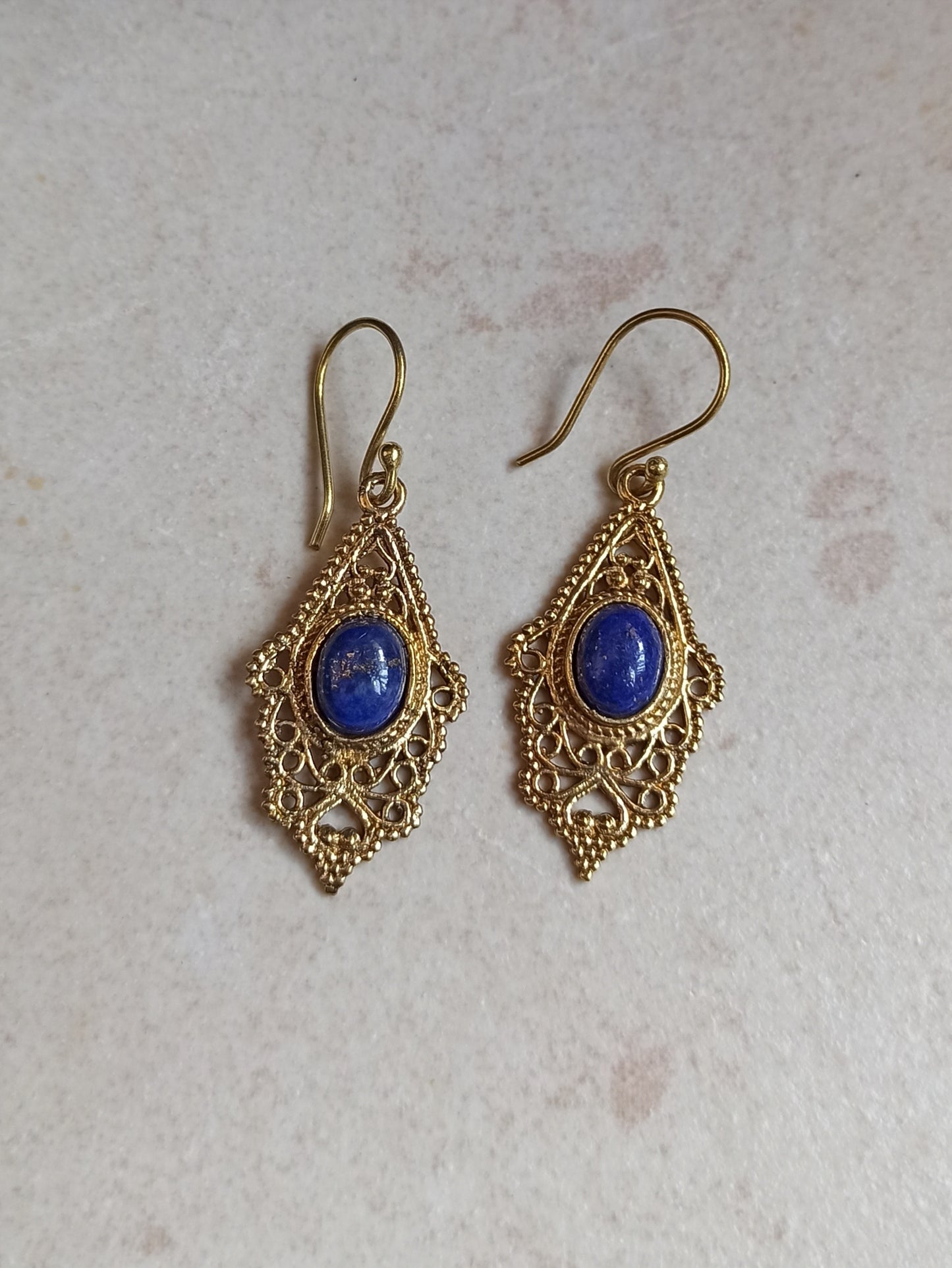 Golden lace rhombus boho earrings