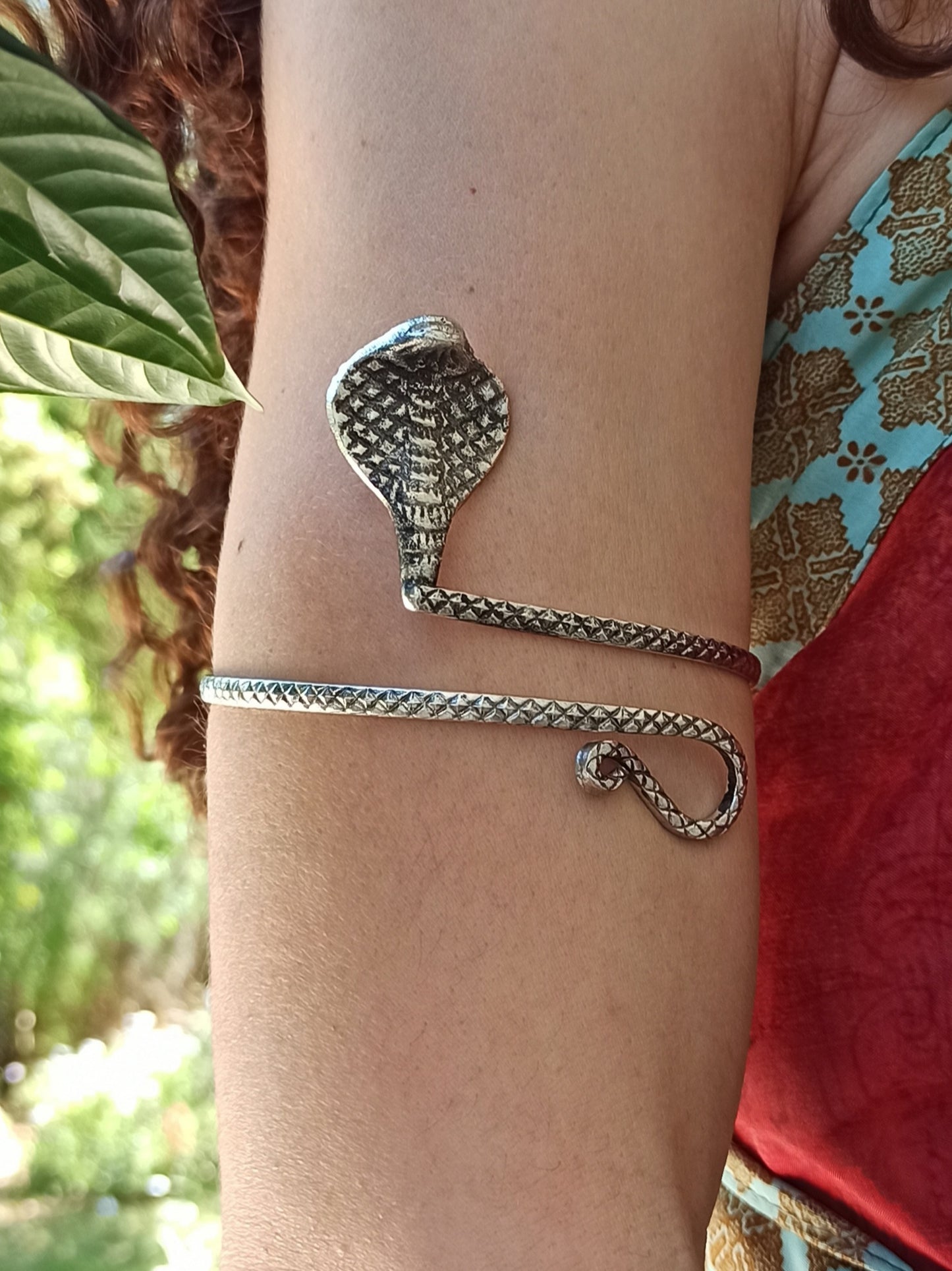 Cobra silver arm bracelet