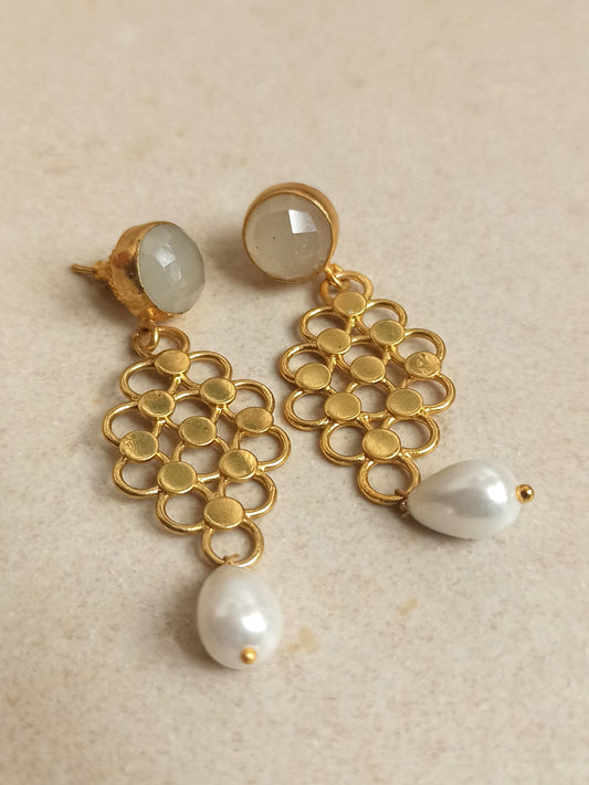 Golden earrings with ice holes