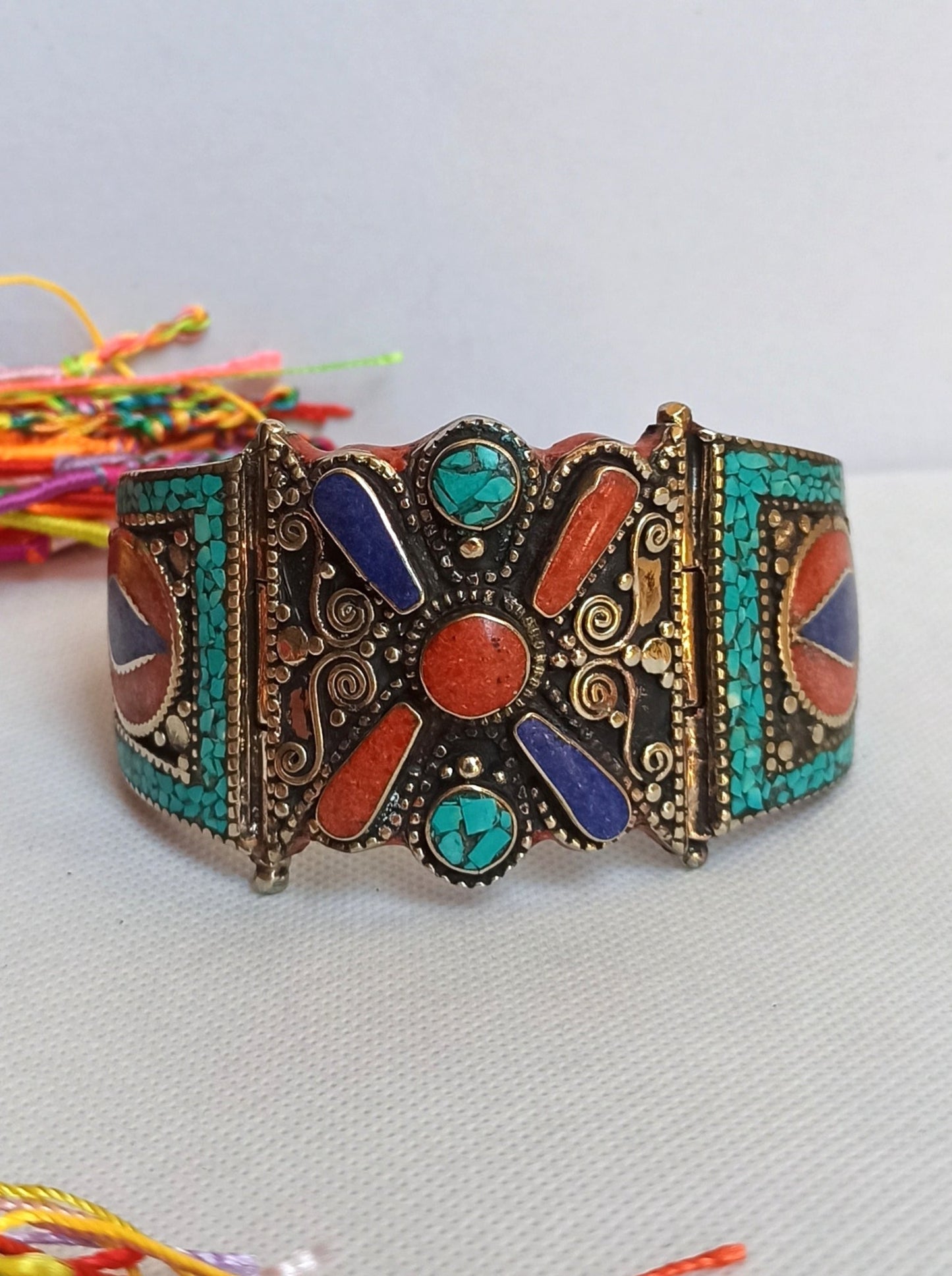 Vintage red and blue turquoise flower Nepalese bangle bracelet