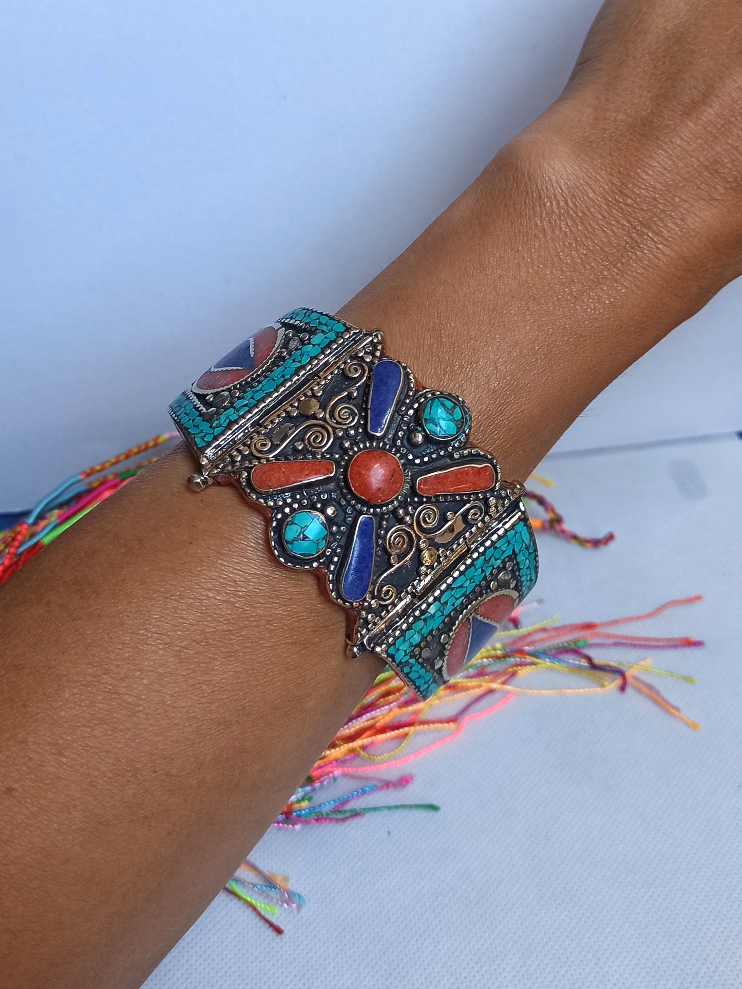 Vintage red and blue turquoise flower Nepalese bangle bracelet