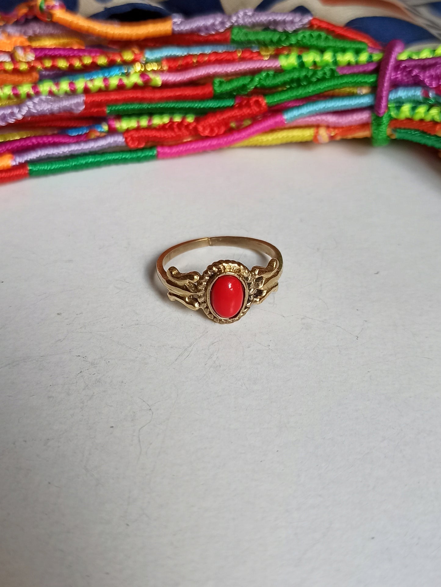 Ovaler goldener Boho-Ring