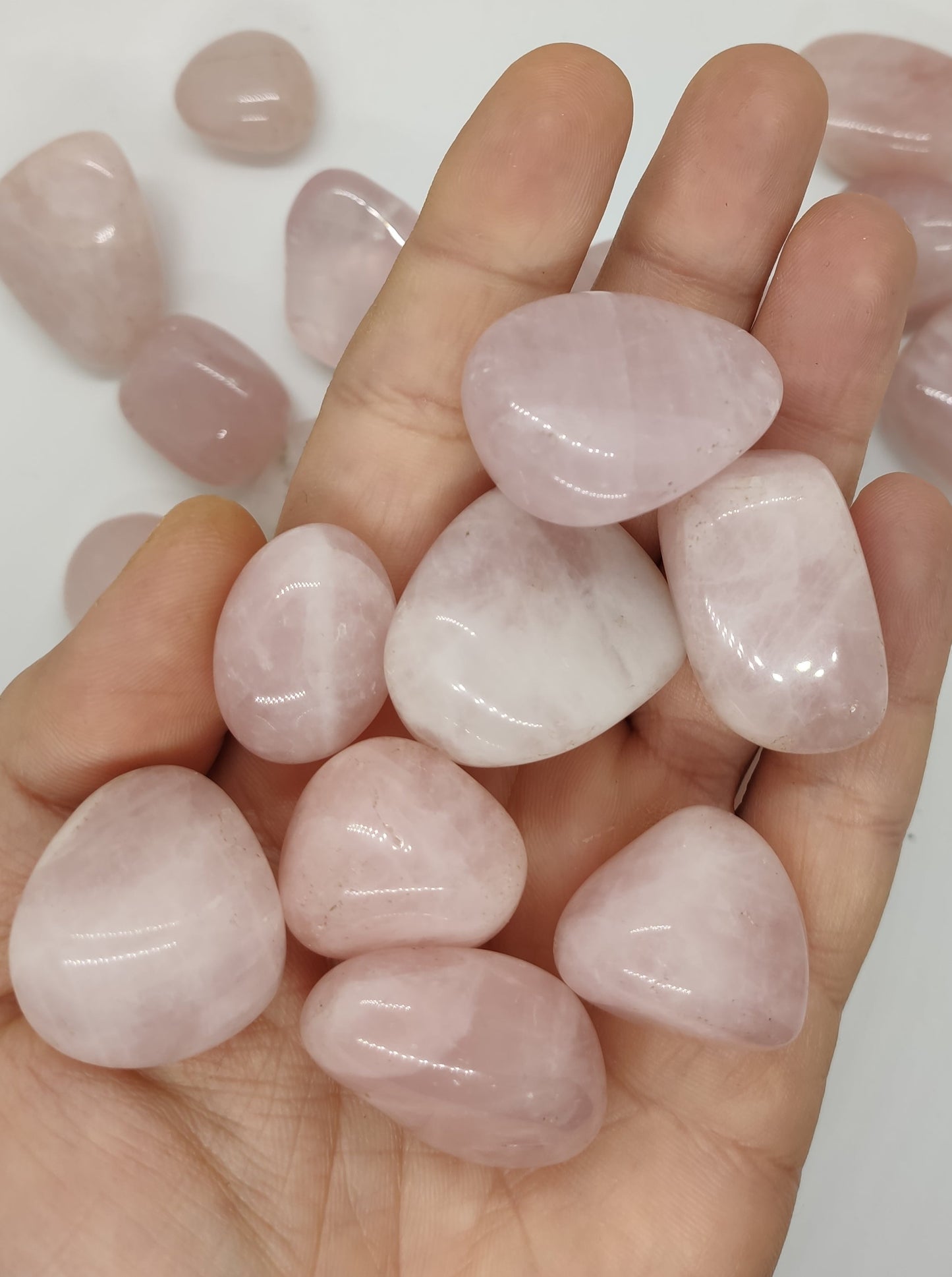 Rose quartz single mineral tumbled hard stone