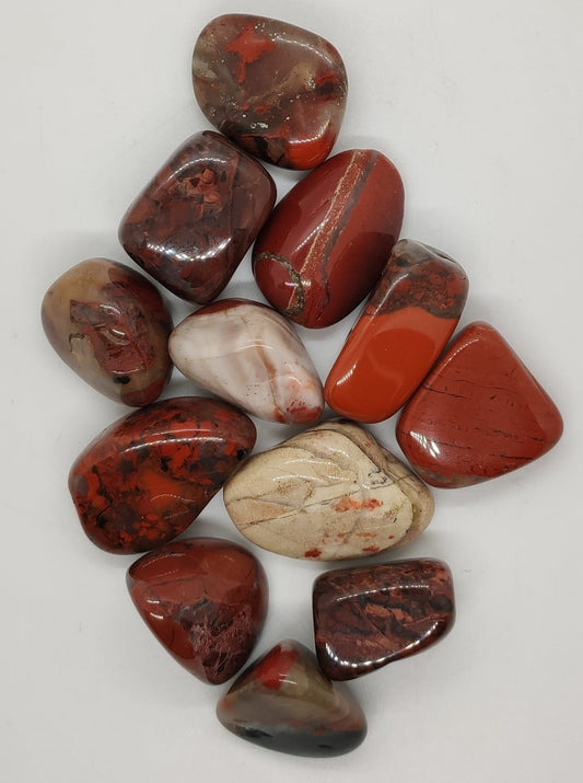 Jasper Brechès single tumbled mineral hard stone