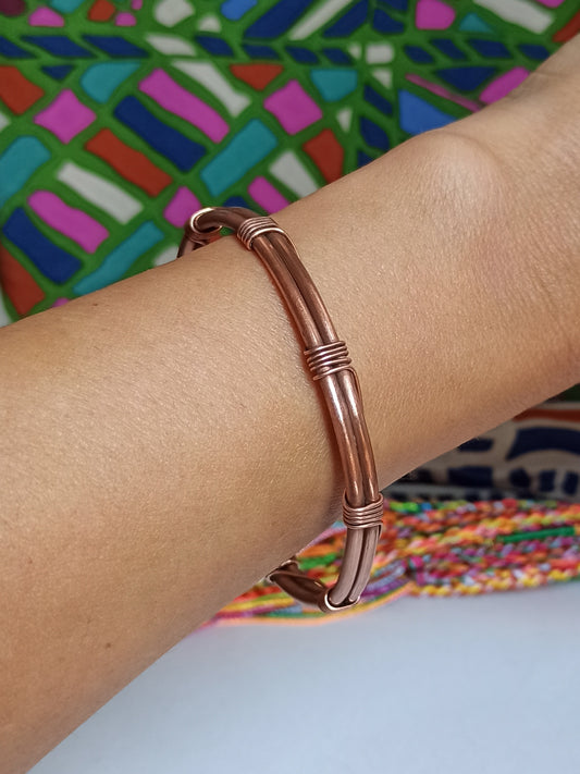 Copper bangle bracelet