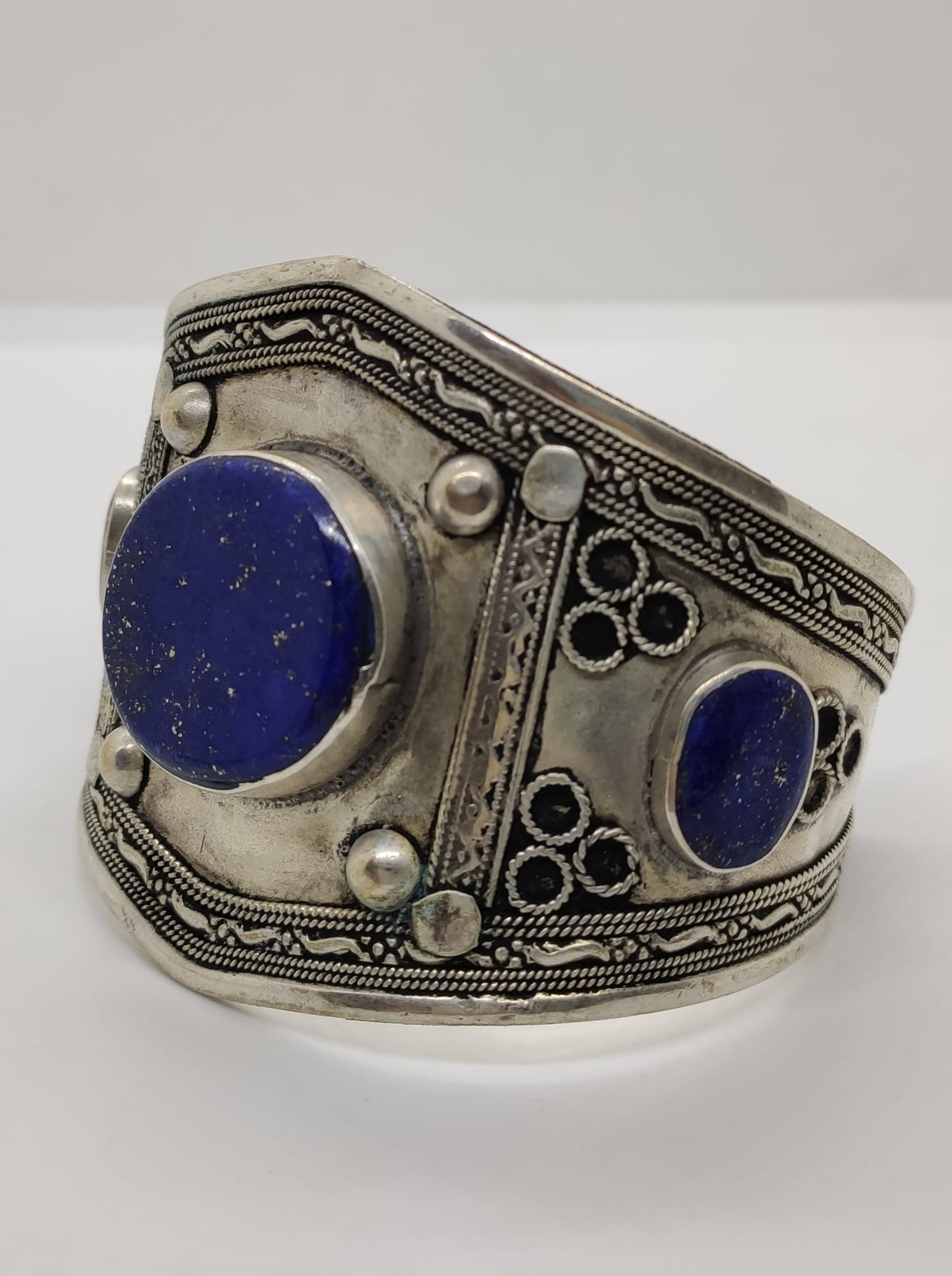 Antikes offenes Sklavenarmband aus Lapislazuli im Vintage-Stil