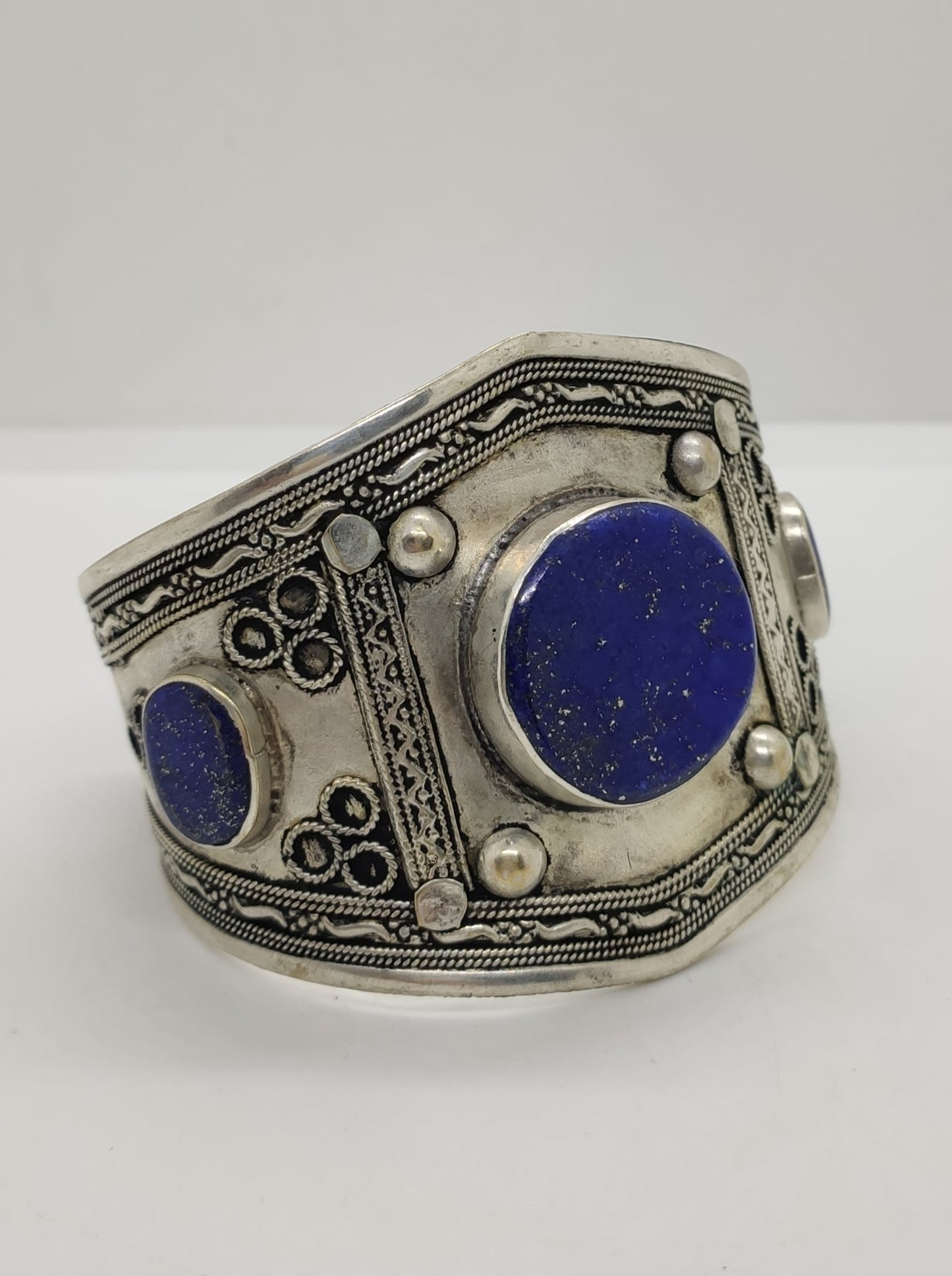 Antikes offenes Sklavenarmband aus Lapislazuli im Vintage-Stil