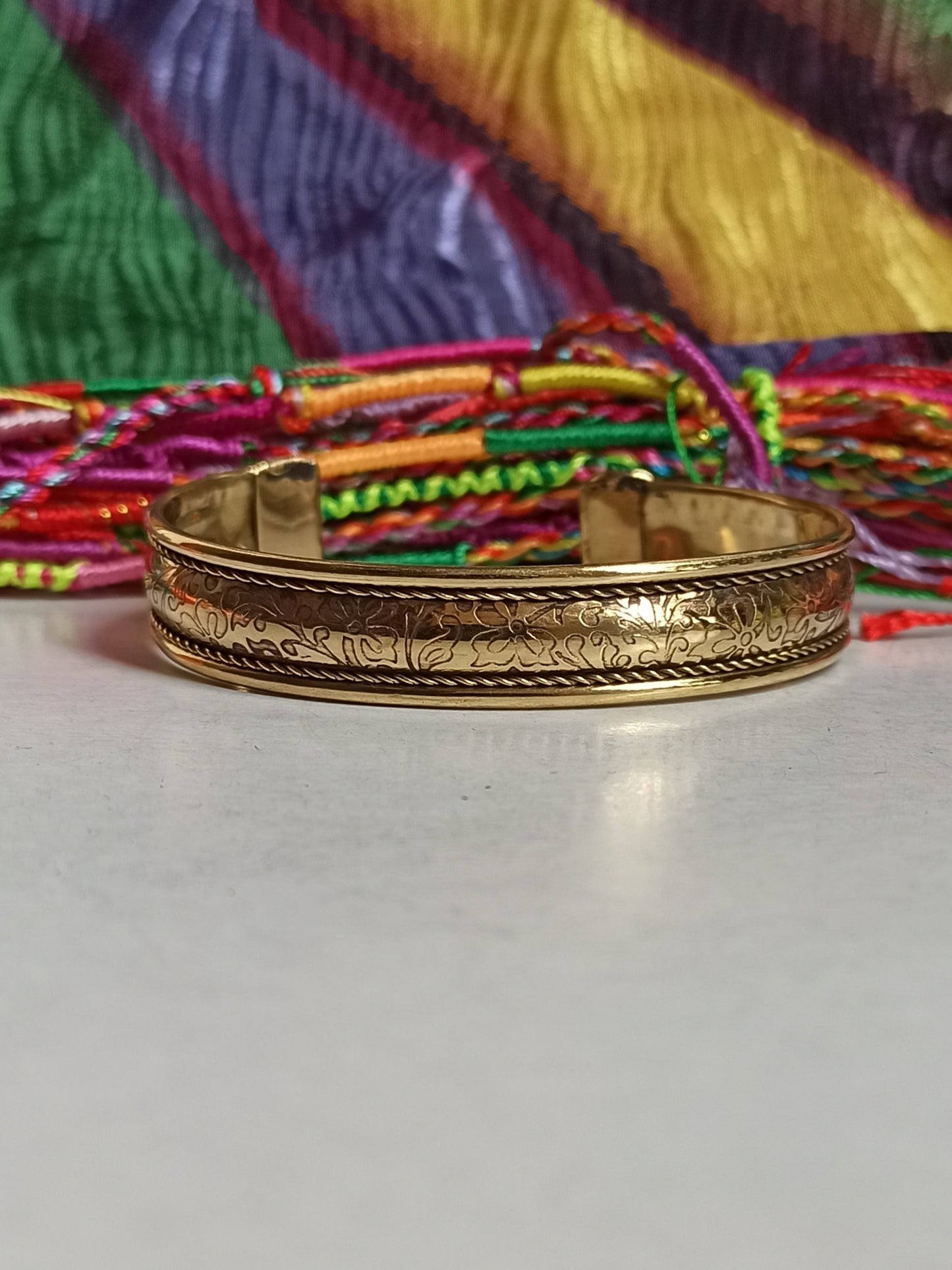 1cm golden garden bangle bracelet