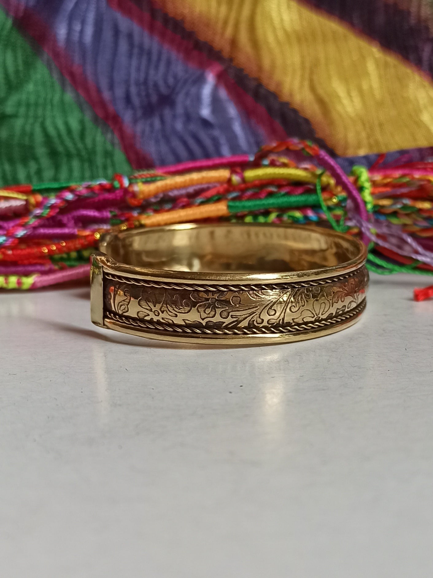 1cm golden garden bangle bracelet