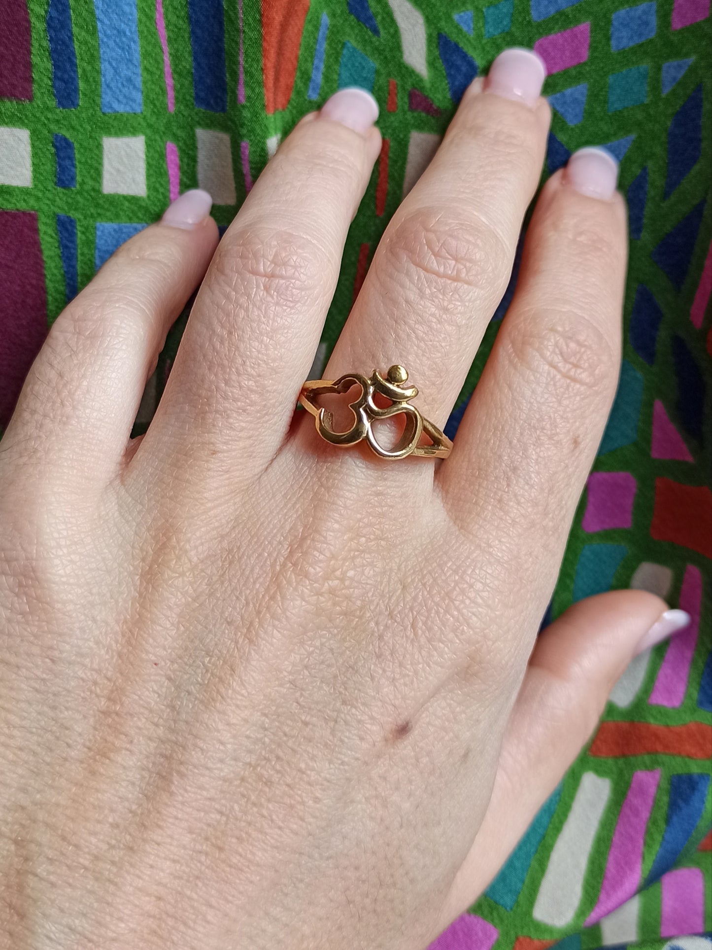 Golden ohm hom om boho ring