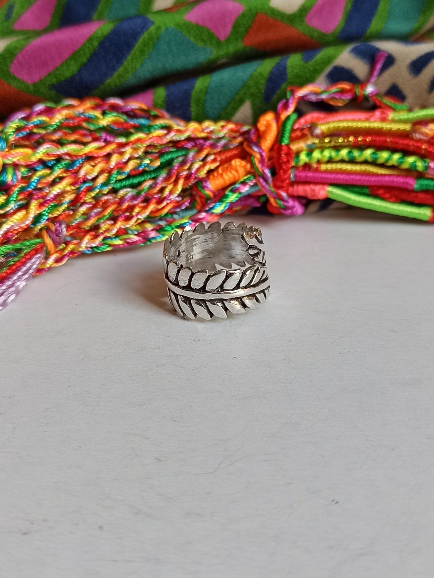 Boho silver leaf band ring