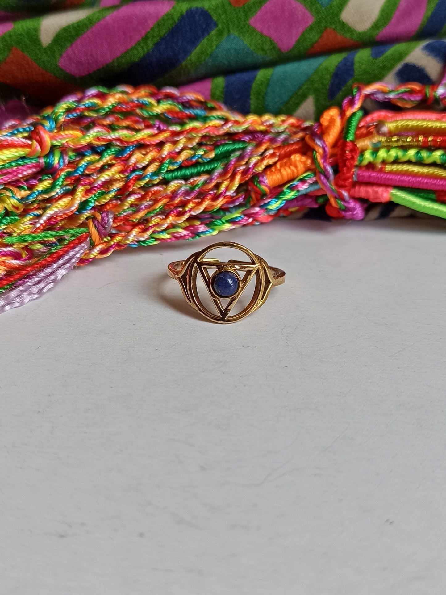 Anello boho dorato sesto chakra terzo occhio Ajna