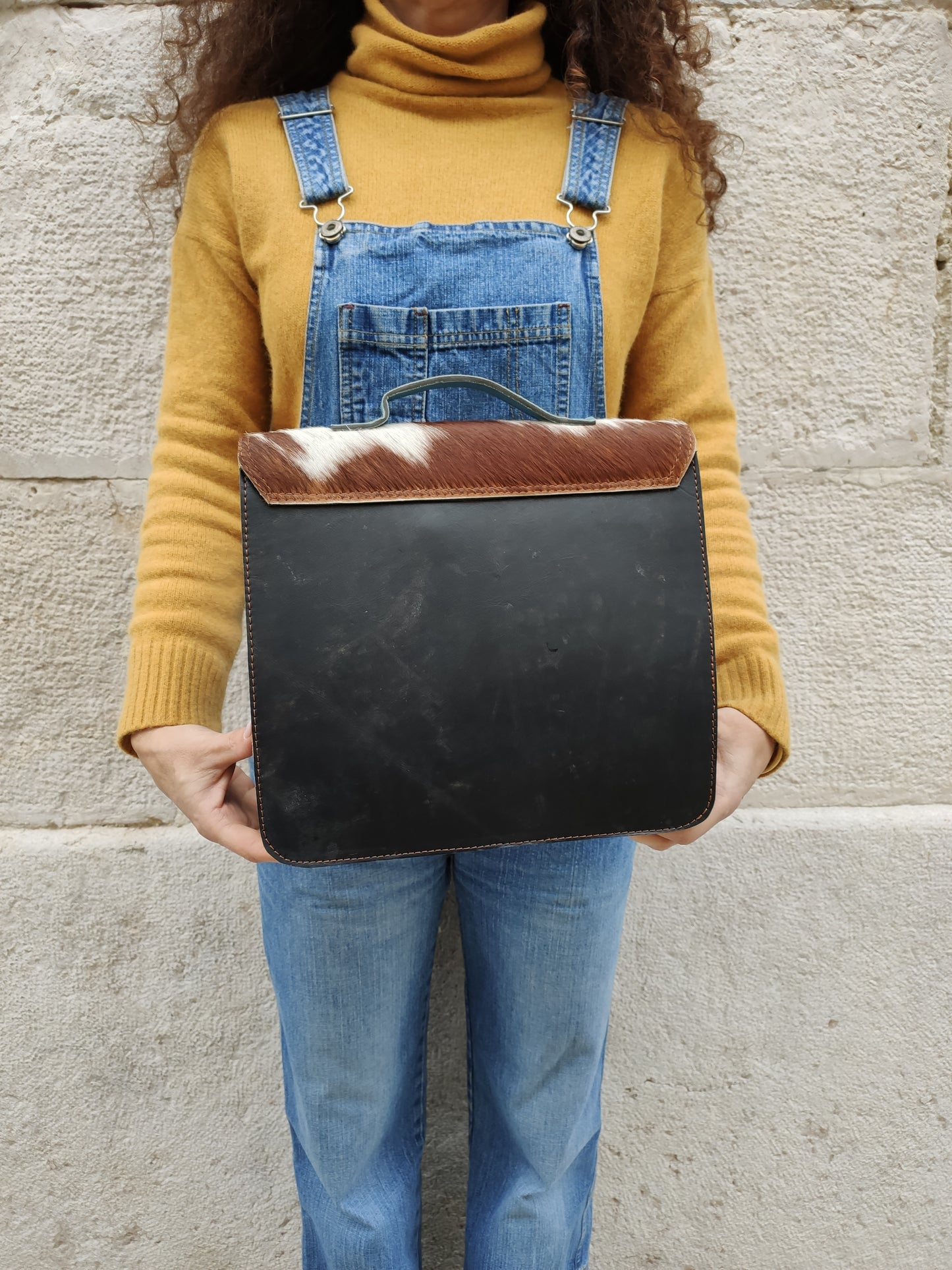 Leather bag