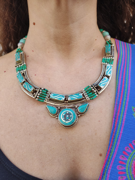 Vintage Nepalese metal stone necklace from the 70s