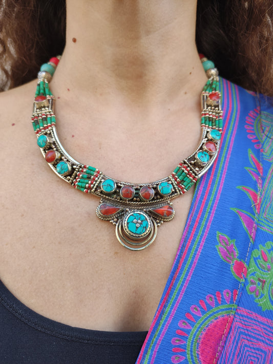 Vintage Nepalese metal stone necklace from the 70s