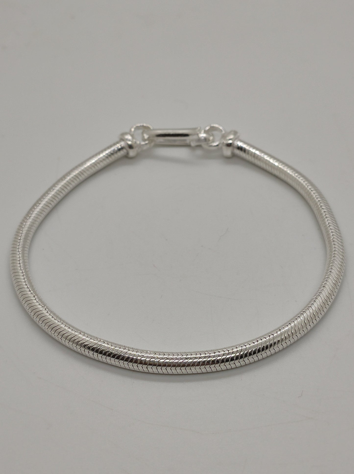 Men's rat tail snake bracelet in 700 silver S4