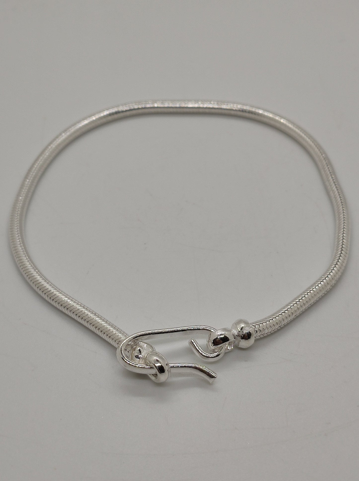 Men's rat tail snake bracelet in 700 silver S5