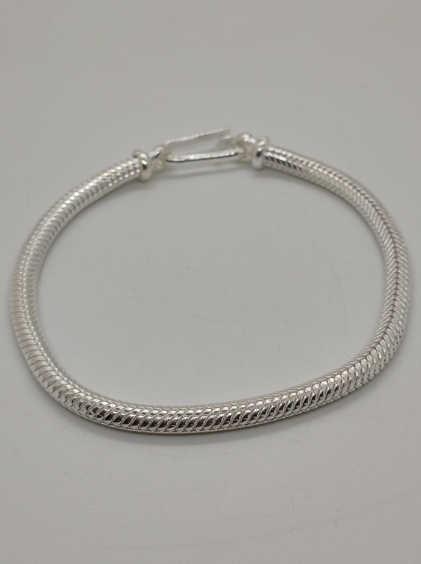 Men's rat tail snake bracelet in 700 silver S7