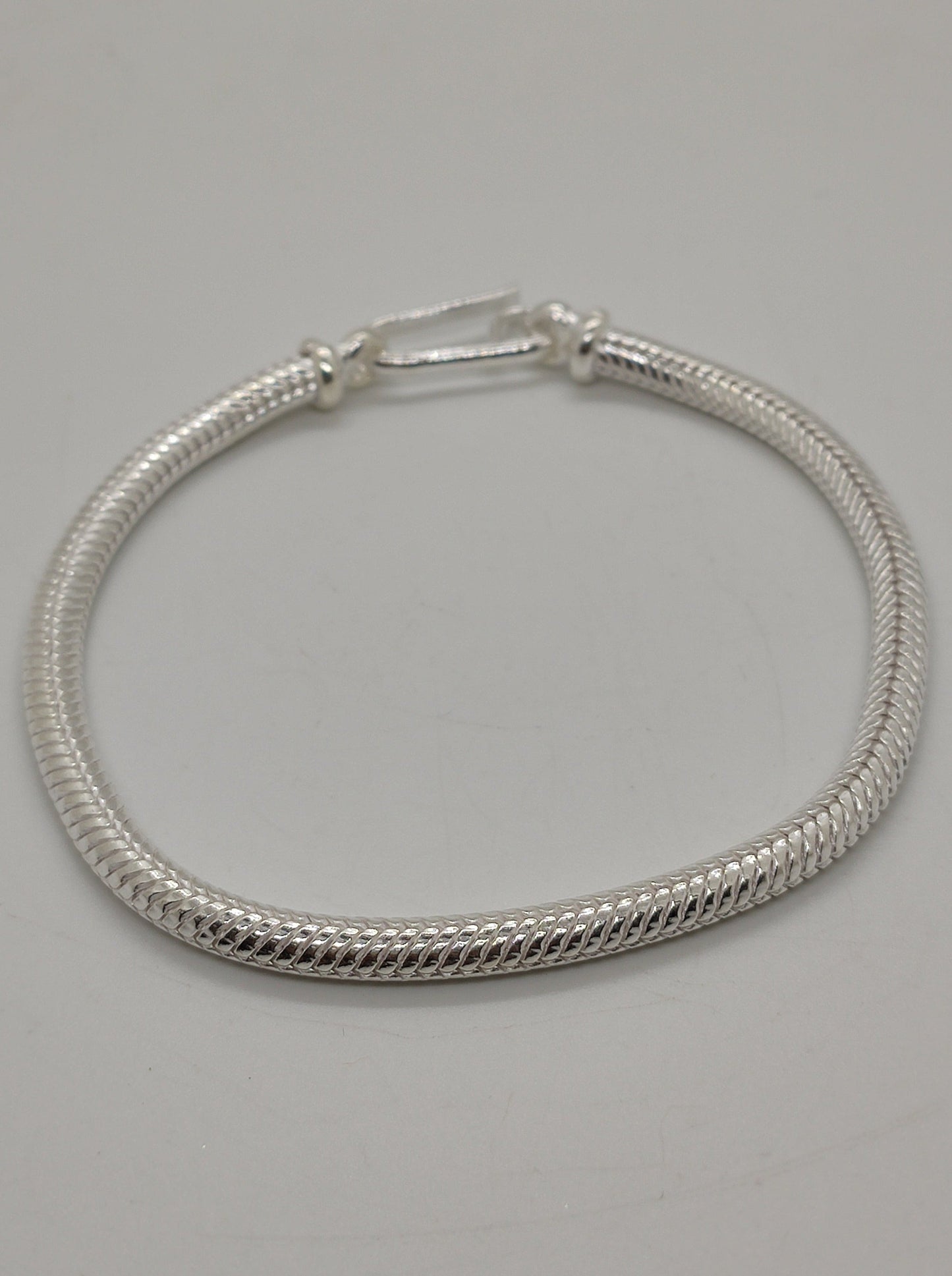 Men's rat tail snake bracelet in 700 silver S9