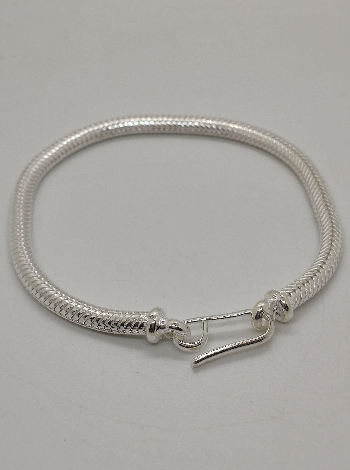 Men's rat tail snake bracelet in 700 silver S7